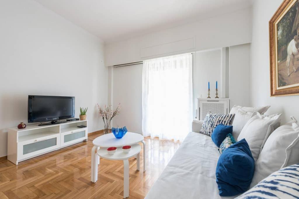 New! Bright & Remodeled 1Bed Apt 2Min Walk To Acropolis เอเธนส์ ภายนอก รูปภาพ