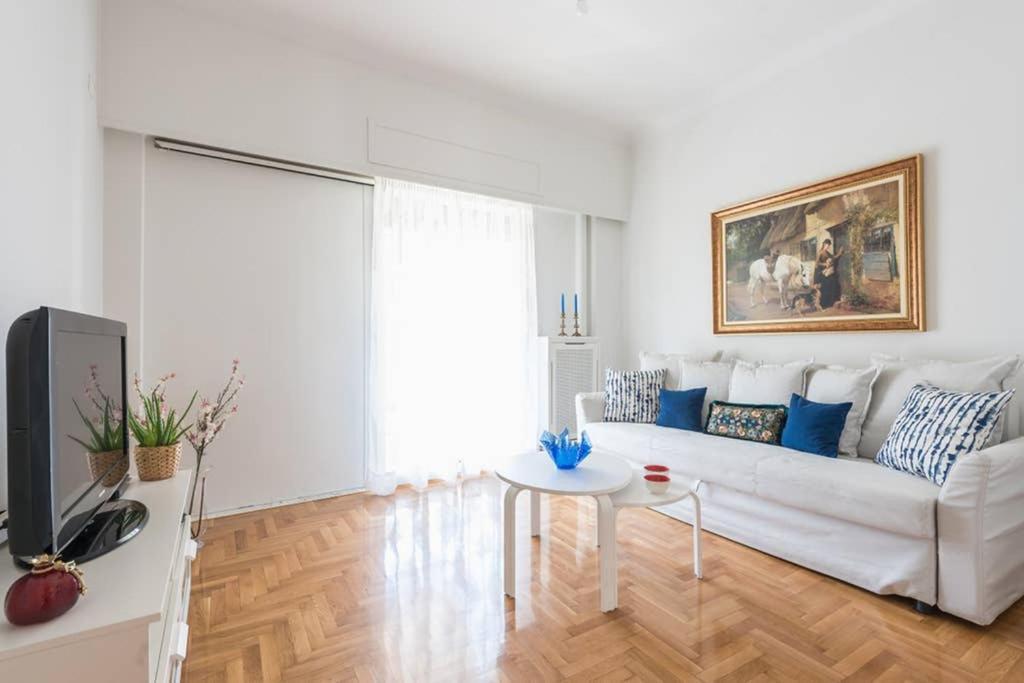 New! Bright & Remodeled 1Bed Apt 2Min Walk To Acropolis เอเธนส์ ภายนอก รูปภาพ
